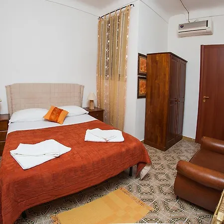 Umberto 33 Bed and breakfast Piazza Armerina